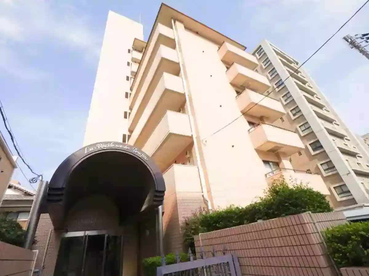 エリアワン天神南の写真