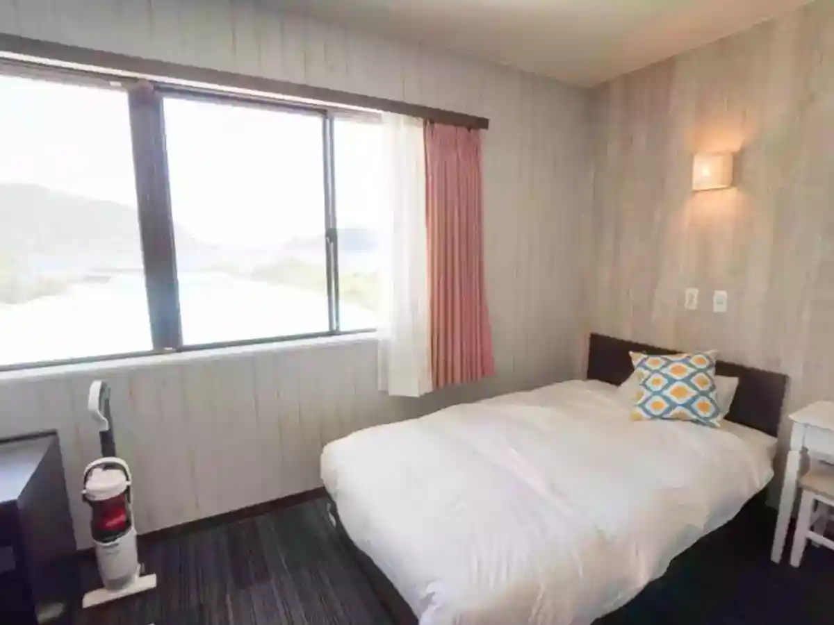 小さなホテルSHIMOKOSHIKI＜甑島・下甑島＞（トリプル）(夕食/有料プランあり)　の写真