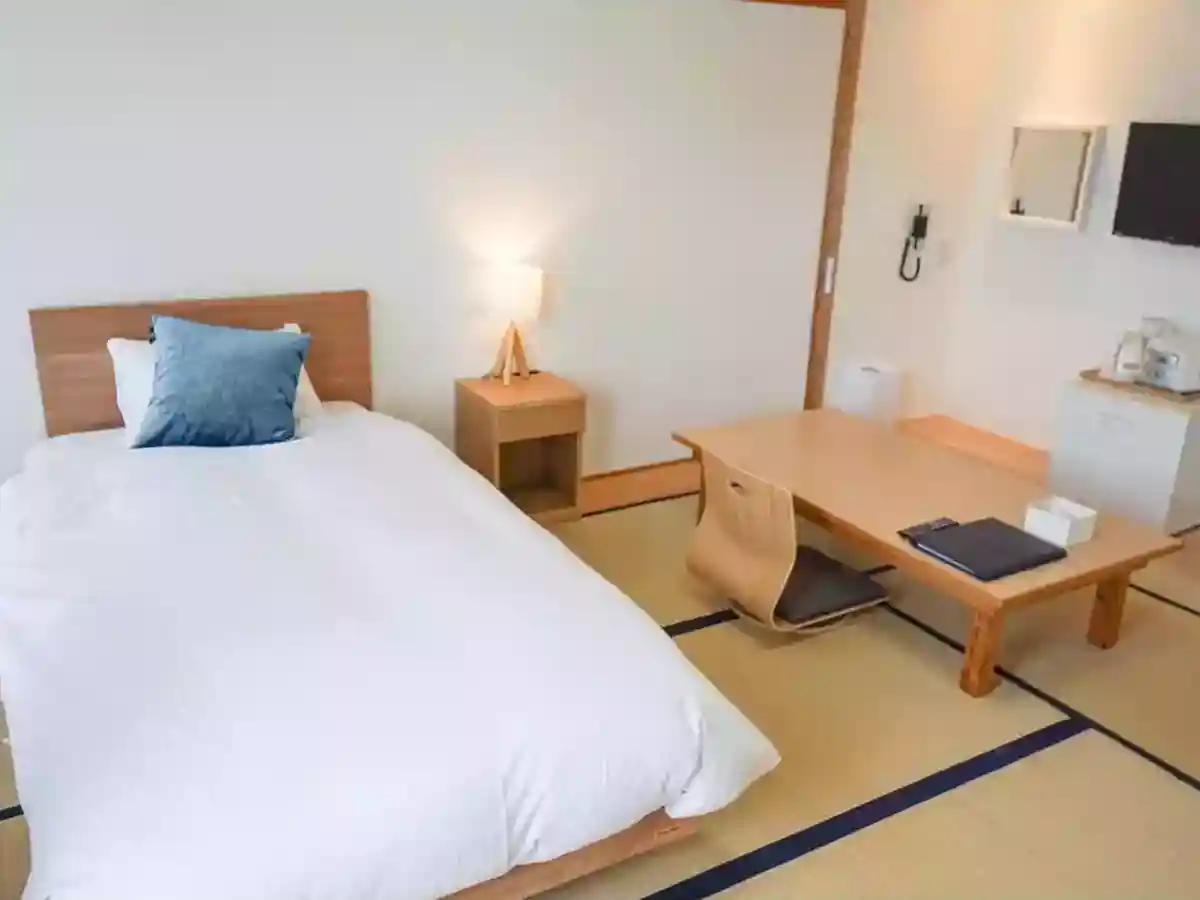 小さなホテルSHIMOKOSHIKI＜甑島・下甑島＞（シングル）(夕食/有料プランあり)　の写真