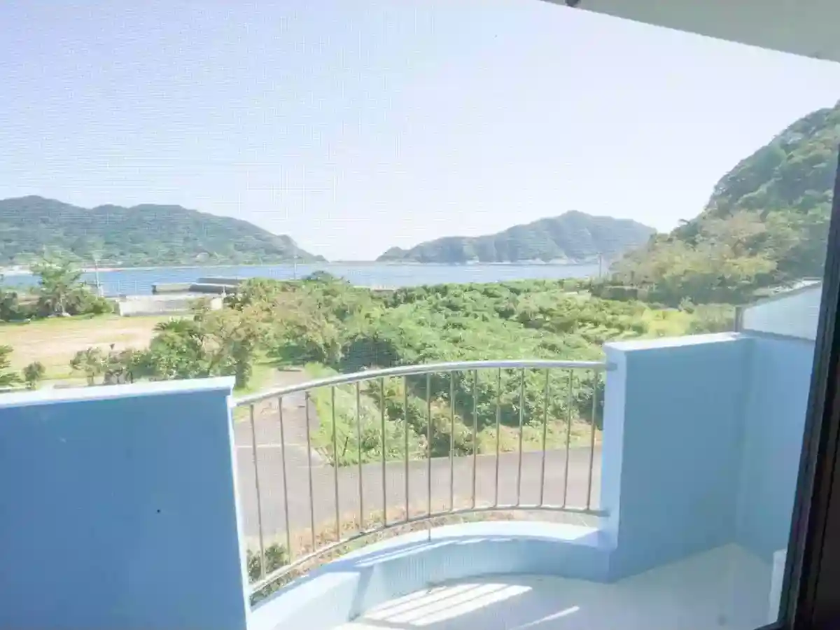 小さなホテルSHIMOKOSHIKI＜甑島・下甑島＞（シングル）(夕食/有料プランあり)　の写真