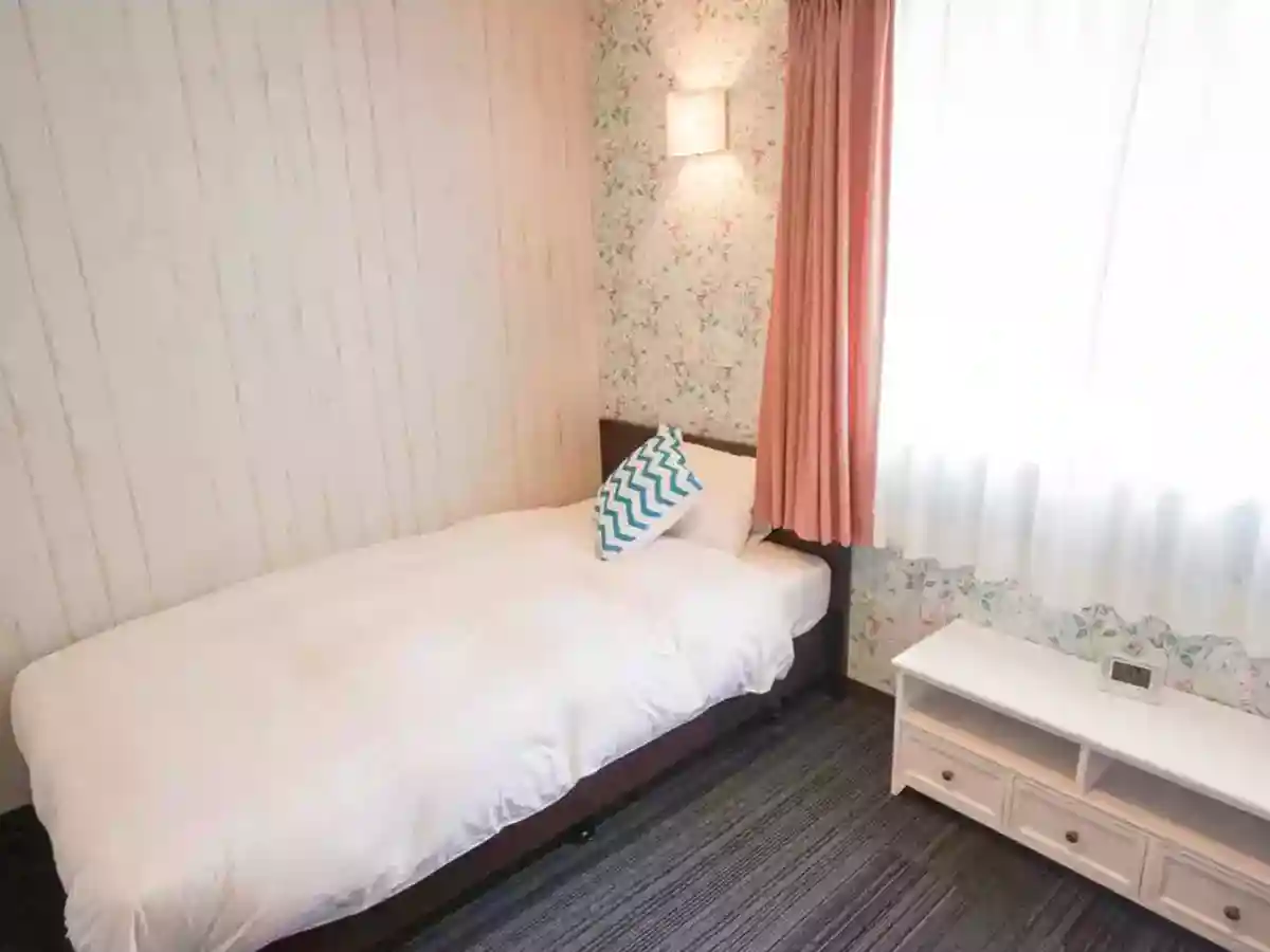 小さなホテルSHIMOKOSHIKI＜甑島・下甑島＞（ツイン）(夕食/有料プランあり)　の写真